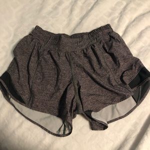 Lululemon hotty hot short